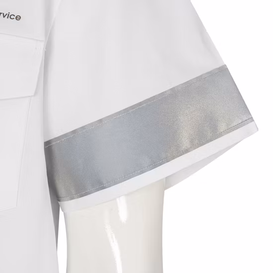 사려깊은 안전 벨트를 가진 주문 튼튼한 면 CVC 상점 직원 예복용 셔츠